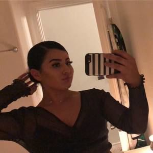 Meet your Posher, Cierra